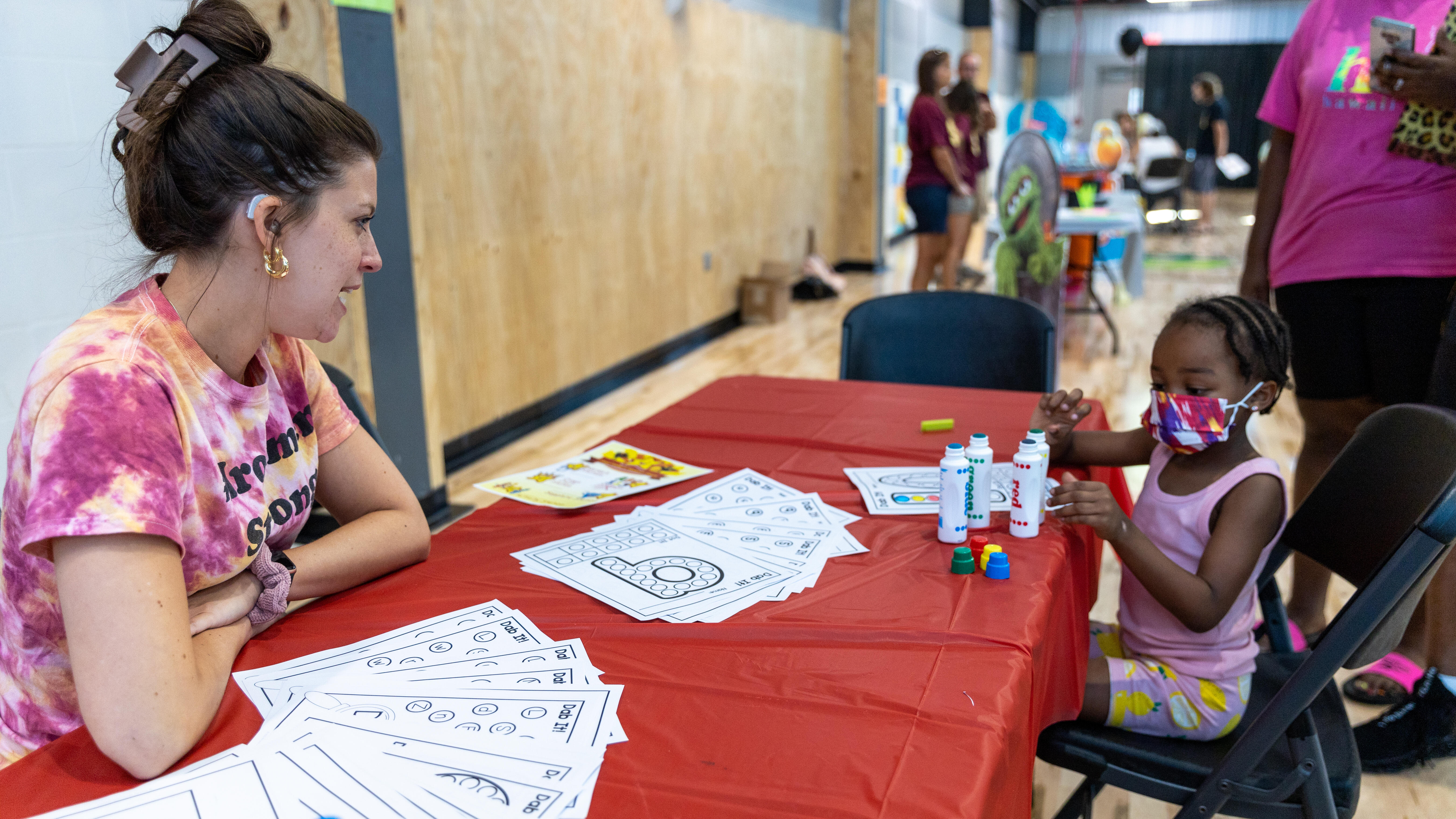 Steel Valley teachers interact with new students families at the kindergarten registration and orientation event