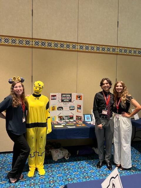 Steel Valley SADD students pose at a national conference
