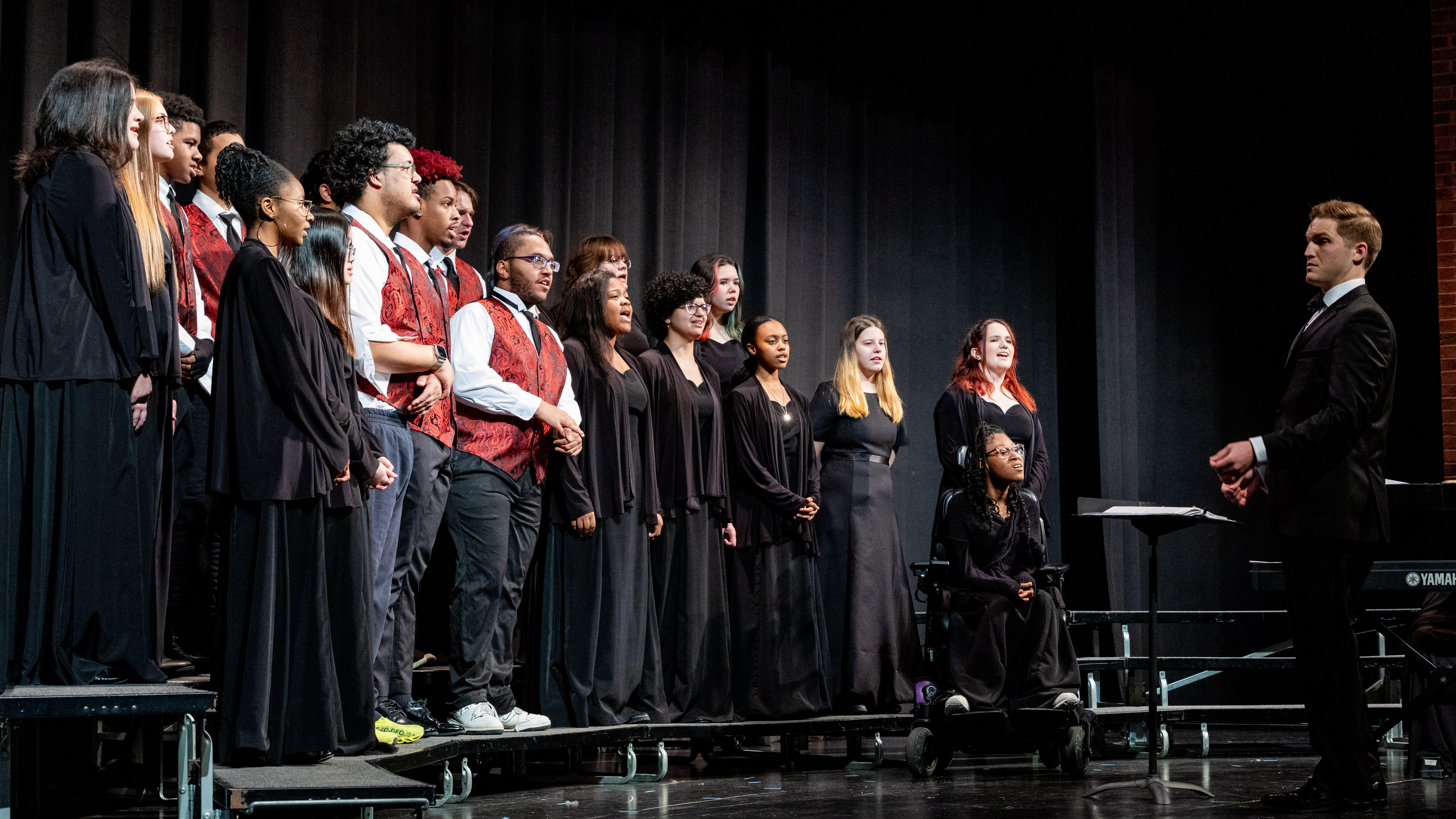 Middle School, High School celebrate holiday season with joint choral and band concert